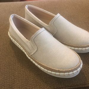 Slip in linen sneaker